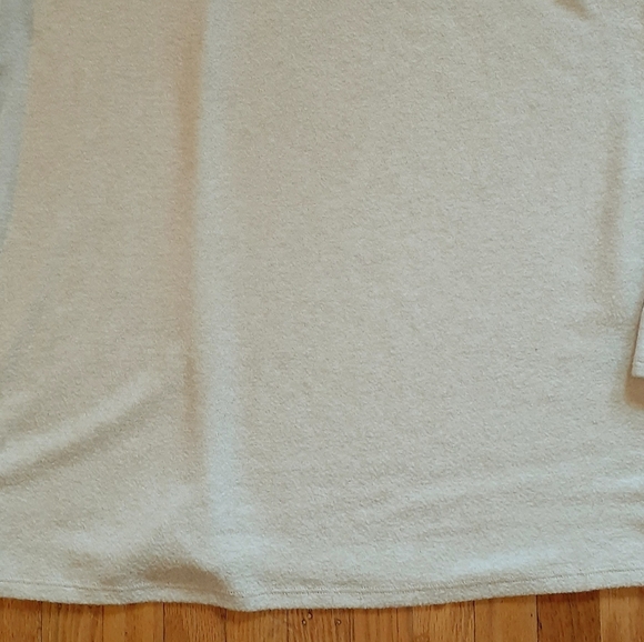 Sweater - Picture 8 of 10